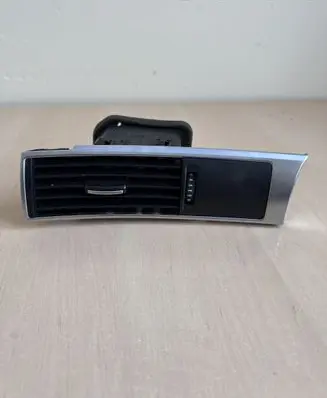 Audi A6 S6 C6 4F Dashboard side air vent grill/cover trim 4F1820901D