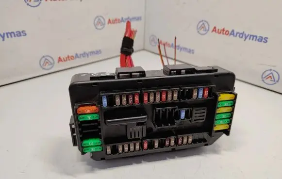 BMW 4 F32 F33 Fuse module 9389068 61149389068 61149224866