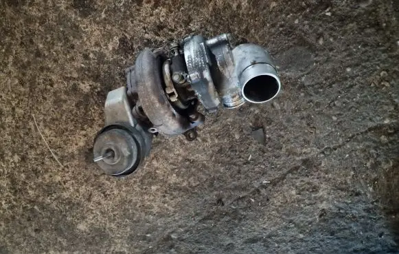 Toyota Corolla Verso AR10 Turbo