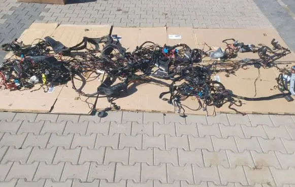 BMW M5 F90 Engine installation wiring loom