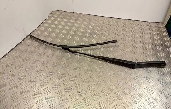 Volkswagen Polo VI Front wiper blade arm 2G1955409A