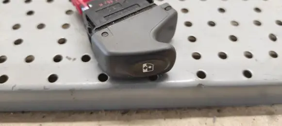 Renault Scenic I Electric window control switch 432963K