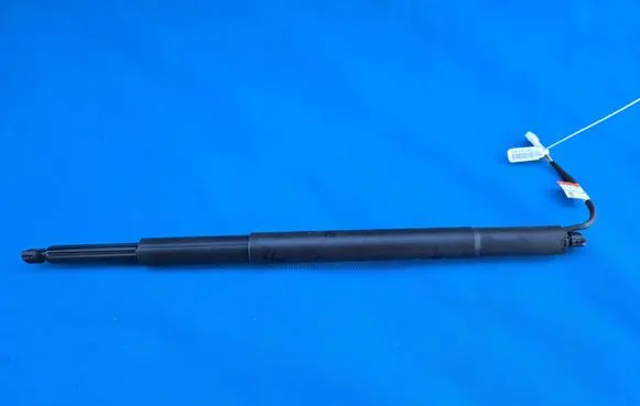 BMW 3 G20 G21 Tailgate strut 7453413