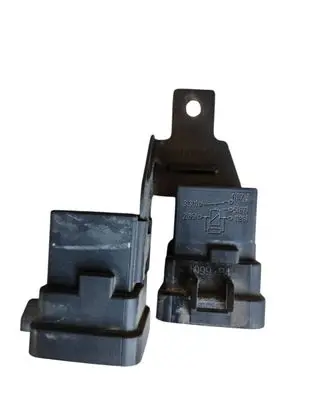 Lancia Voyager Coolant fan relay 68137919AA 68137916AA 56007080AB