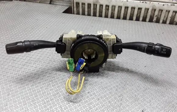 KIA Sorento Wiper turn signal indicator stalk/switch