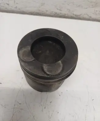 BMW X5 F15 Piston 04L110