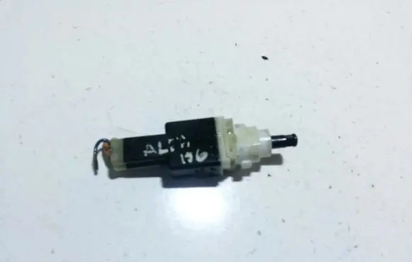 Alfa Romeo 156 Brake pedal sensor switch 60669020 10000