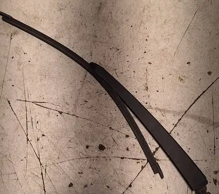 Skoda Octavia Mk1 (1U) Rear wiper blade 1T0955 180088 A707