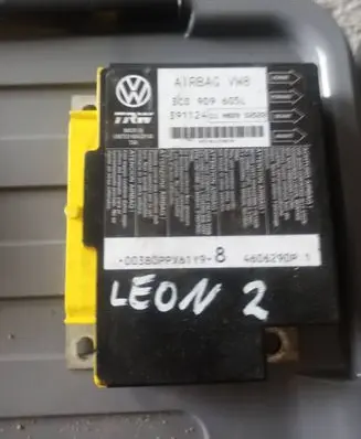 Seat Leon (1P) Airbag control unit/module 3C0909605L