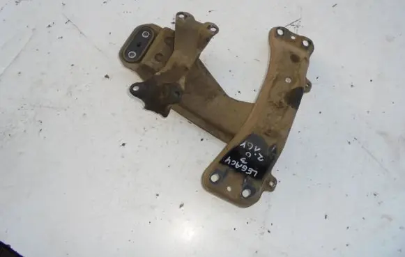 Nissan e-NV200 Gearbox mounting bracket 