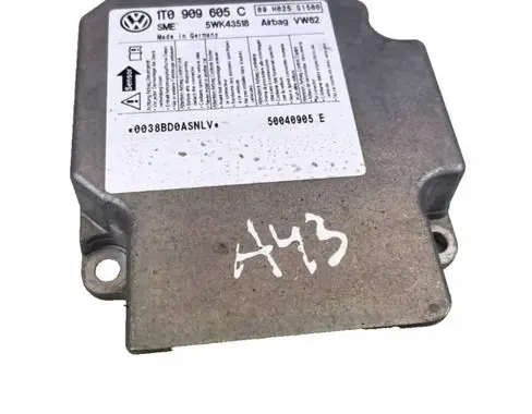 Volkswagen Touran I Airbag control unit/module 1T0909605C
