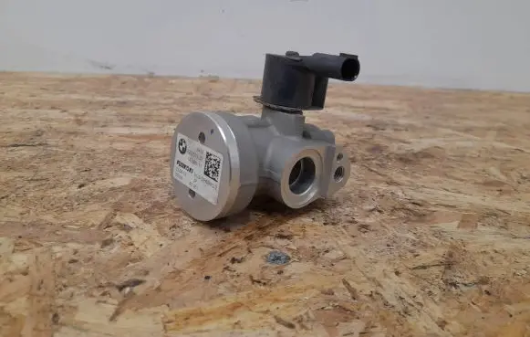 BMW i3 Air conditioning (A/C) expansion valve 9292573 14756811