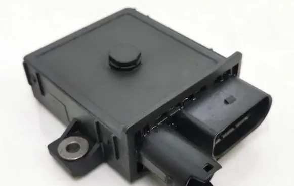 BMW 5 E60 E61 Glow plug pre-heat relay 7801201 780120103 0522440101