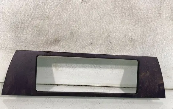 Audi A6 S6 C4 4A Radio/GPS head unit trim 4a0820325b