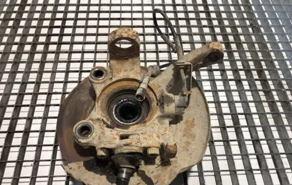 Volkswagen Transporter - Caravelle T4 Front wheel hub spindle knuckle