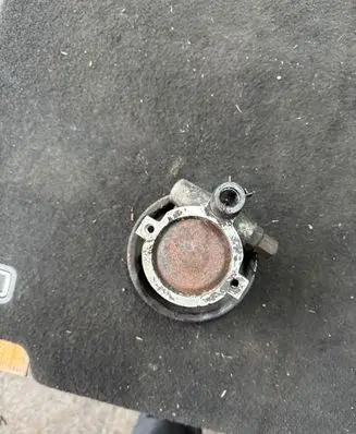 Renault Laguna III Power steering pump pulley 8200357347