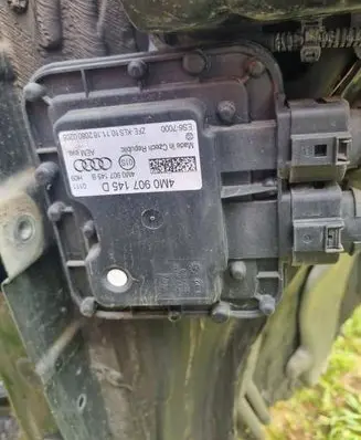 Audi Q7 4M Suspension control unit/module 4M0907145D ES67000 4M0907145B