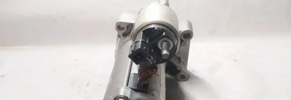 Peugeot 308 Starter motor 9675660680 0001174601