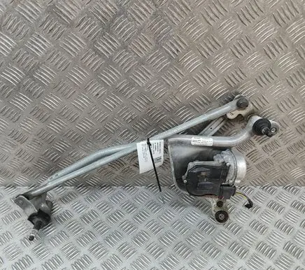 Audi e-tron Front wiper linkage and motor 4KL955023 A1569075