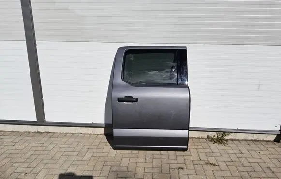 Rear door