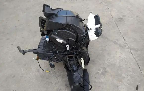 Ford Ka Interior heater climate box assembly 735469211