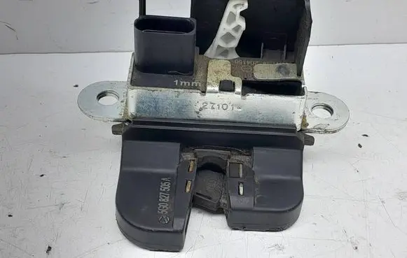 Volkswagen Golf VII Tailgate/trunk/boot lock/catch/latch 5G0827505A