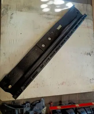 Jeep Cherokee Front bumper foam support bar 86520-G4000 60586 68138782AA