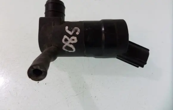 Volvo S80 Windscreen/windshield washer pump