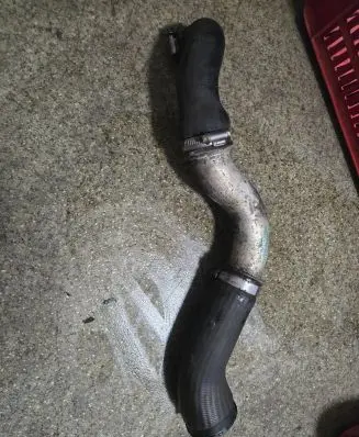 BMW 5 E39 Intercooler hose/pipe 11617785249 7785150