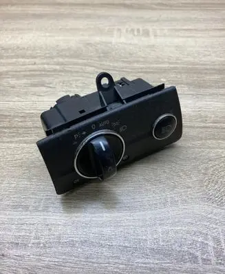 Mercedes-Benz E W211 Light switch 2115450104 04056000