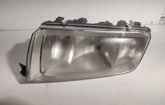 Skoda Fabia Mk1 (6Y) Headlight/headlamp