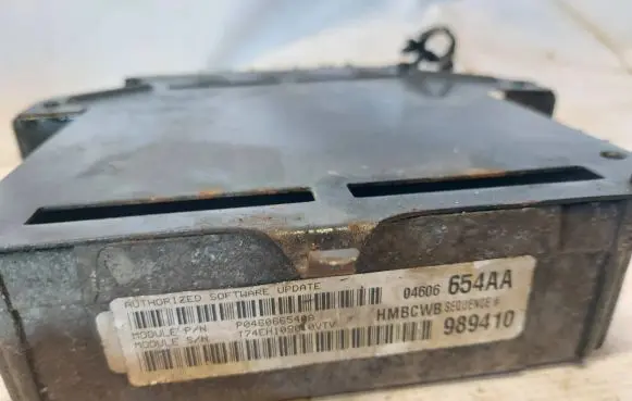 Chrysler Sebring (ST-22 - JR) Engine ECU kit and lock set 04606654AA 989410 P04606654AA
