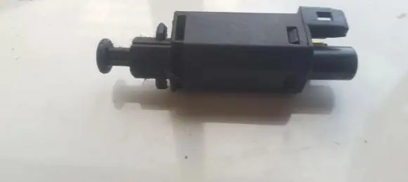 Volkswagen Golf III Brake pedal sensor switch 191945515