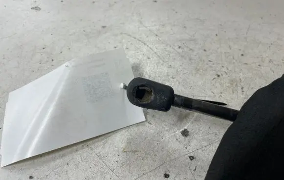 Peugeot 407 Rear window strut damper