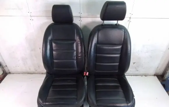 Seat set