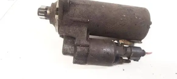 Volkswagen PASSAT B6 Starter motor 02E911023H