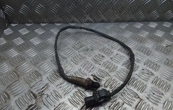 Volkswagen Transporter - Caravelle T5 Lambda probe sensor 070906262 0281004058