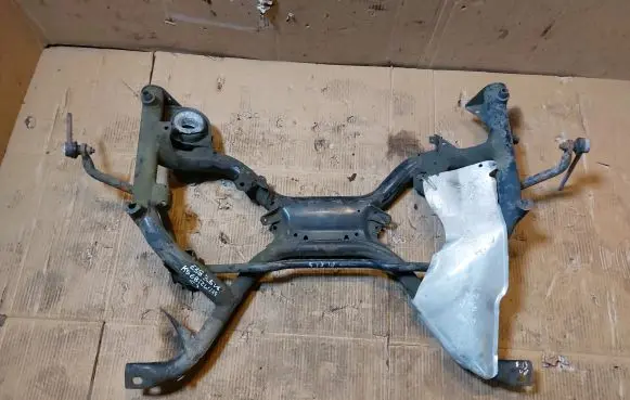BMW 7 E38 Front subframe