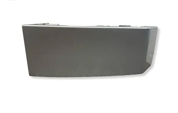 Volvo XC90 Rear/tail light trim molding 8620820