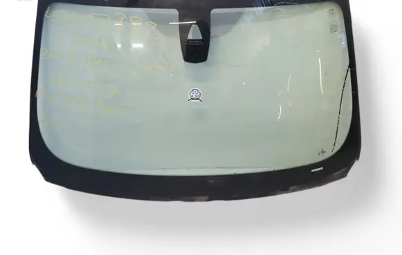 BMW 5 GT F07 Front windscreen/windshield window 7333826