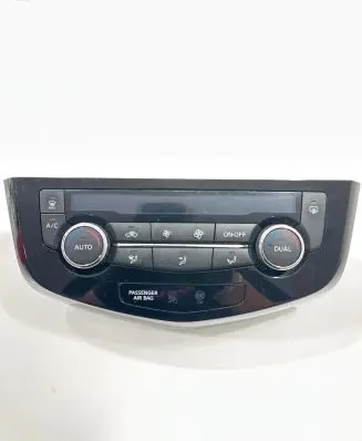 Nissan Qashqai Air conditioner control unit module 275004EA0A 7887035P