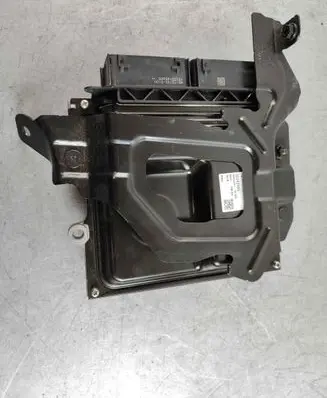 Volvo XC40 Engine control unit/module ECU 32242005