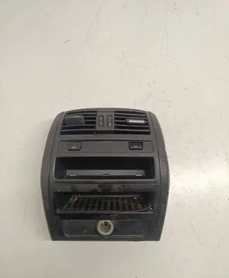 BMW 5 F10 F11 Rear air vent grill 9206664