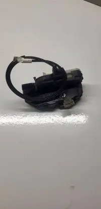 Opel Insignia A Front door lock