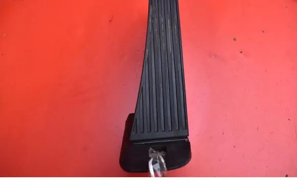 Volvo S90, V90 Accelerator throttle pedal 31489764