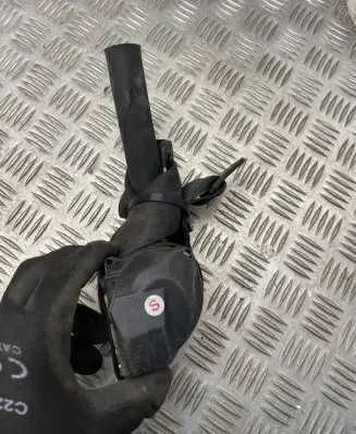Alfa Romeo 166 Front seatbelt e2043087 043087