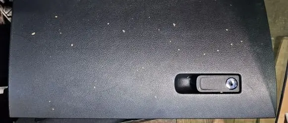 Mercedes-Benz A W177 Glove box brak