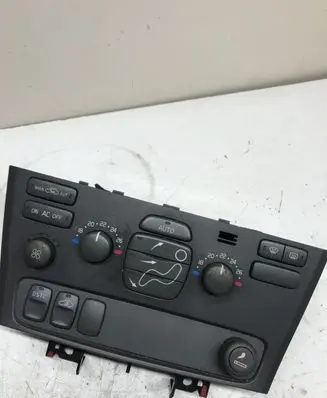 Volvo S60 Climate control unit 8691950