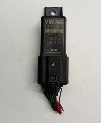 Volkswagen Scirocco Glow plug pre-heat relay 038907281DT2 038907281D 1101017