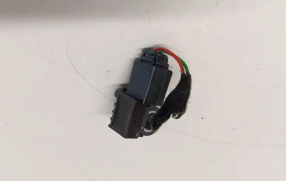 Citroen C4 II Picasso Airbag deployment crash/impact sensor 9800395680